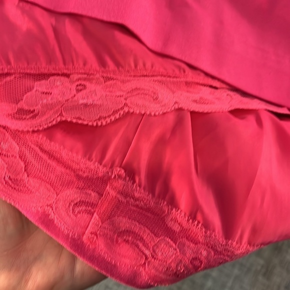 Trina Turk Sunnie Dress Keyhole Opening Sleeveless Pink Swizzle Size 2 Lace Slip - Picture 8 of 10